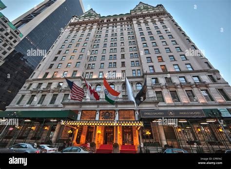 Find Smoking Hotels in Manhattan, New York .